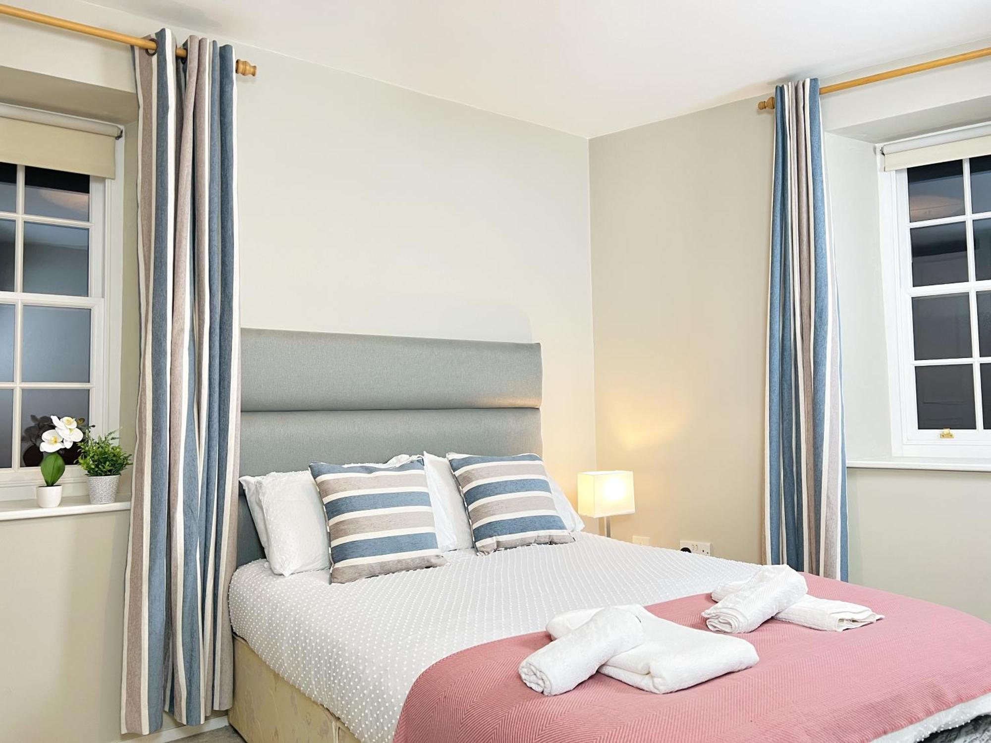 Lovely Spacious Apartment At Temple Bar Dublino Esterno foto